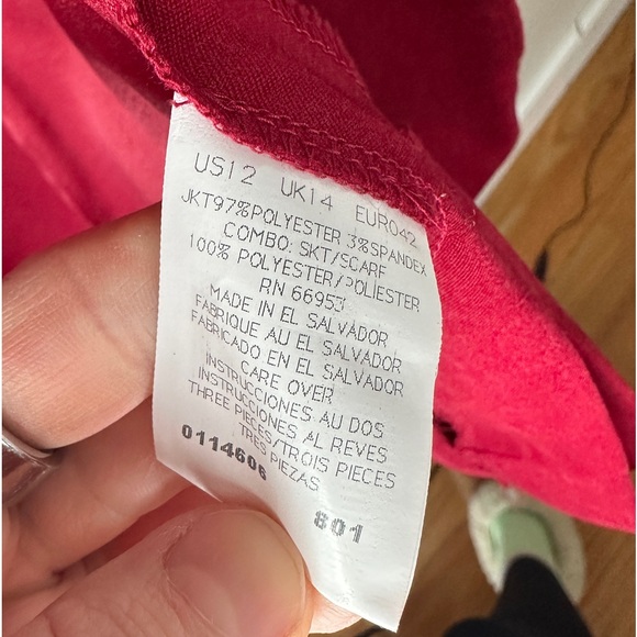 Leslie Fay women’s red blazer size 12 - Picture 4 of 4